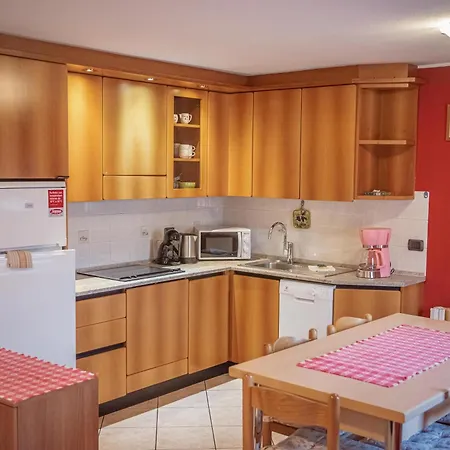 Maria - Myholidaylivigno * Livigno